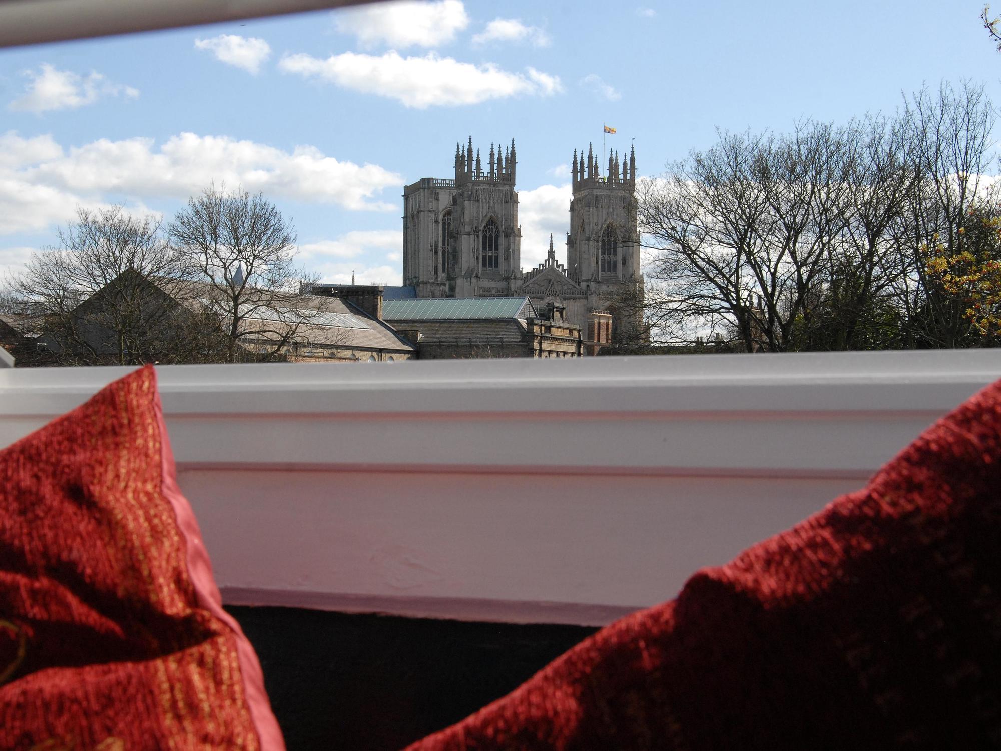 Minster Walk Guesthouse ヨーク エクステリア 写真